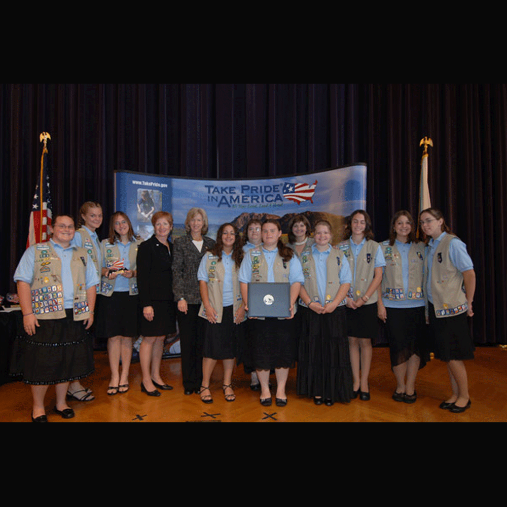 New Concord, Ohio, Girl Scout Troups 187 and 506 Honored with 2005 Take Pride in America Award, 09/29/2005